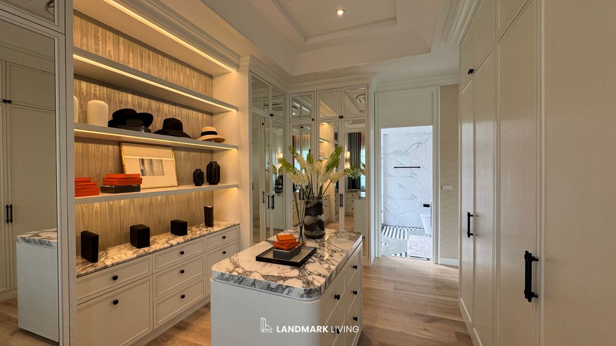 For SaleHouseBang kae, Phetkasem : ✨ Everything as in the picture Ready to move in. Luxury house That you cant miss Give you a special deal from Landmark Living 💯