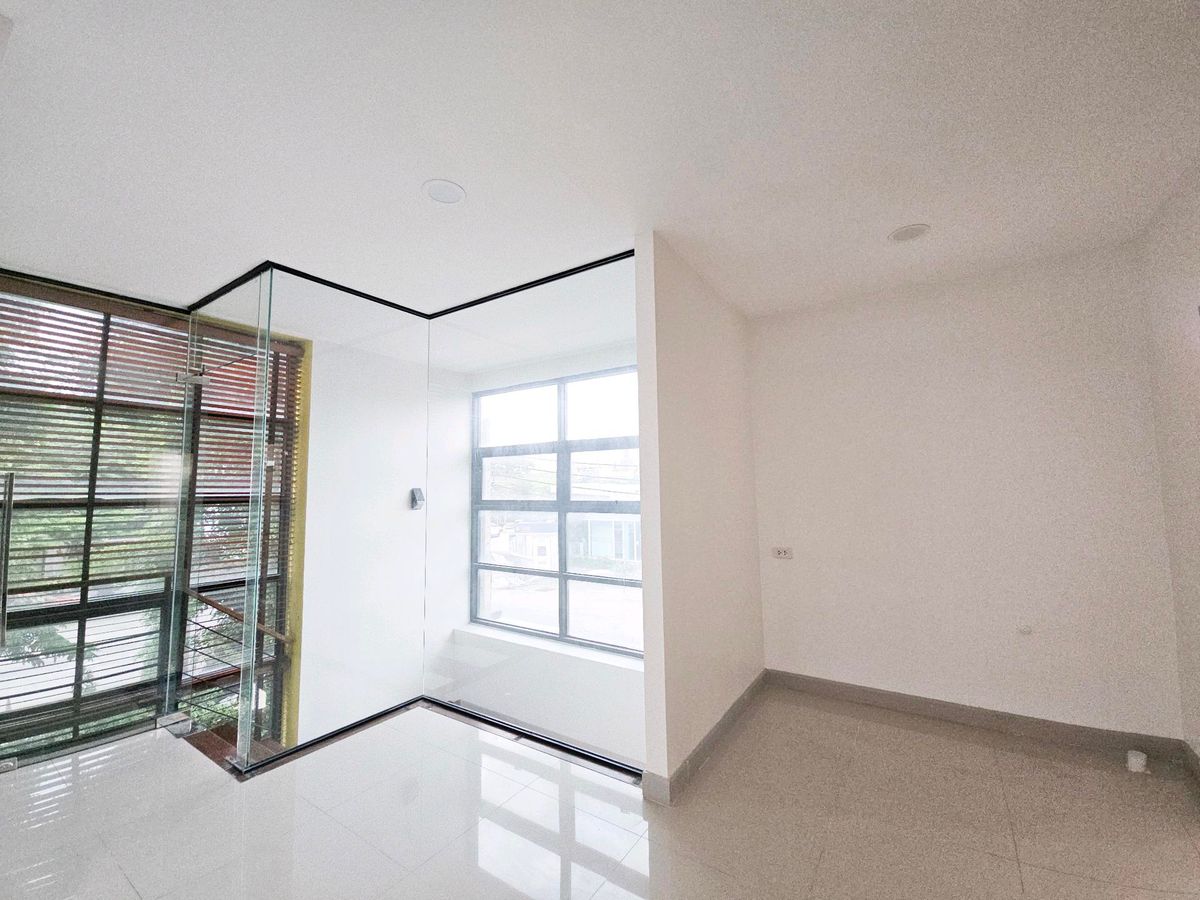 For SaleHome OfficeKaset Nawamin,Ladplakao : Home Office Sukhonthasawat Lat Phrao Ekkamai Ramintra