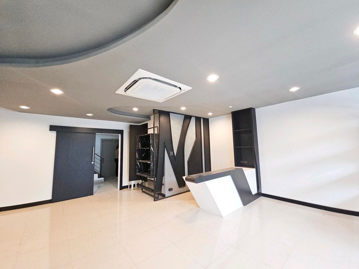 For SaleHome OfficeKaset Nawamin,Ladplakao : Home Office Sukhonthasawat Lat Phrao Ekkamai Ramintra