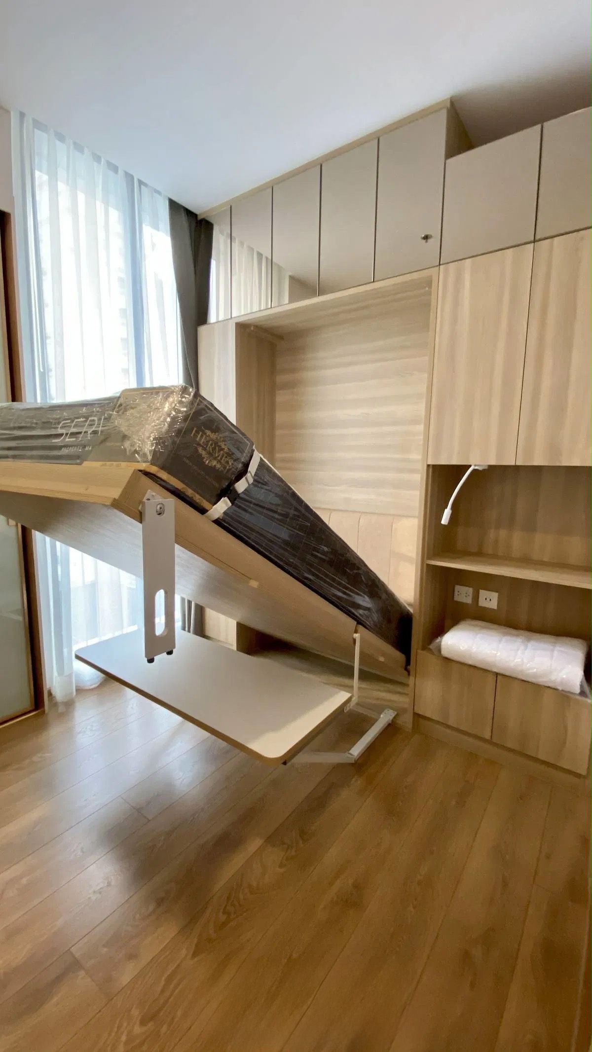 ให้เช่าคอนโดสุขุมวิท อโศก ทองหล่อ : Noble BE 33 (โนเบิล บี เทอร์ตี้ทรี) 125 sq.m. Code: L32570 Eng 中 日 Please add LINE ID @806qphgn o8415o5483