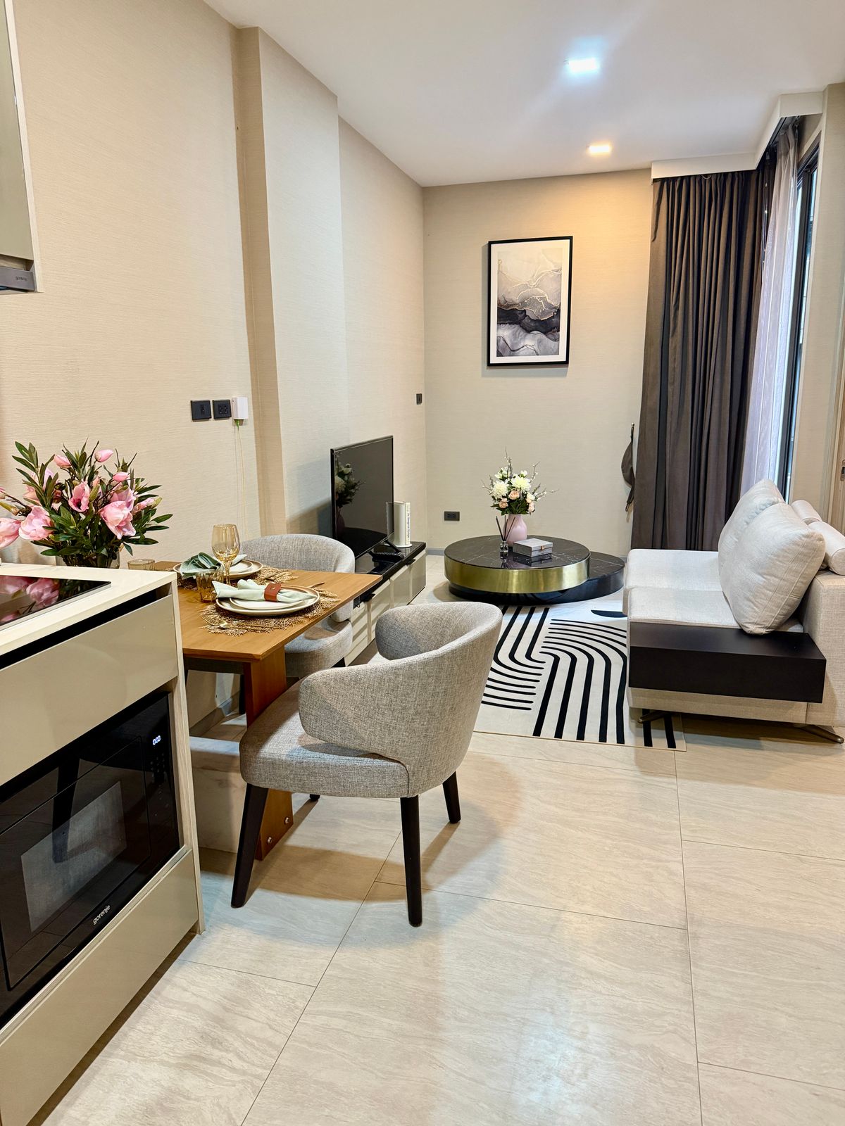 ให้เช่าคอนโดสุขุมวิท อโศก ทองหล่อ : Condo for rent Fynn Sukhumvit 31 Monthly 30,000 thb.