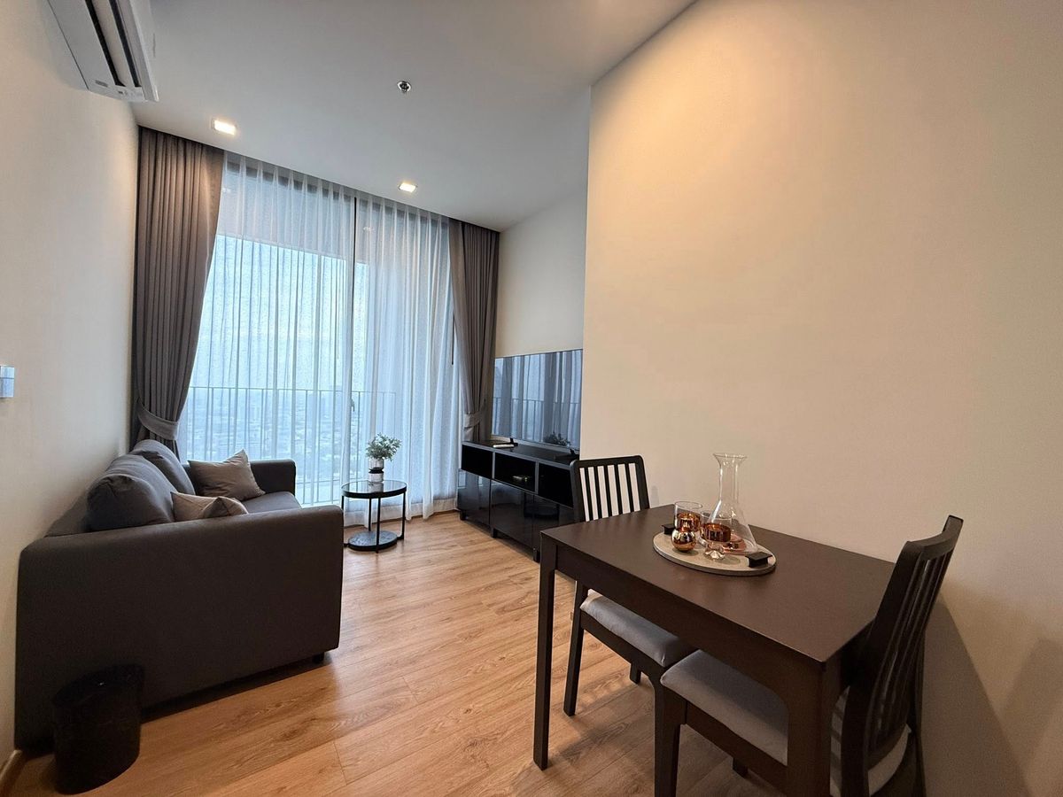 ให้เช่าคอนโดอารีย์ อนุสาวรีย์ : Condo for rent Noble Around Ari Monthly 33,000 thb.