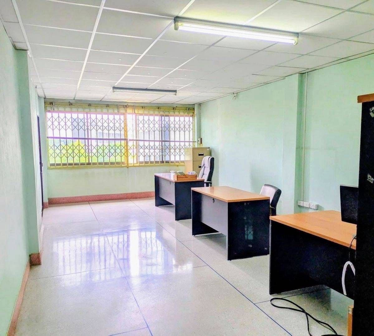 ให้เช่าอาคารพาณิชย์พระราม 2 บางขุนเทียน : ให้เช่าอาคารพาณิชย์ 3คูหา โซนพระราม2 ใกล้ รพ.บางมด เพียง 5 นาที