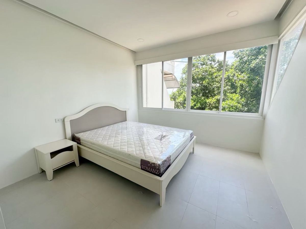 ขายคอนโดพัทยา บางแสน ชลบุรี สัตหีบ : 🔥🔥For sale Siam Penthouse 3 ( sea view )