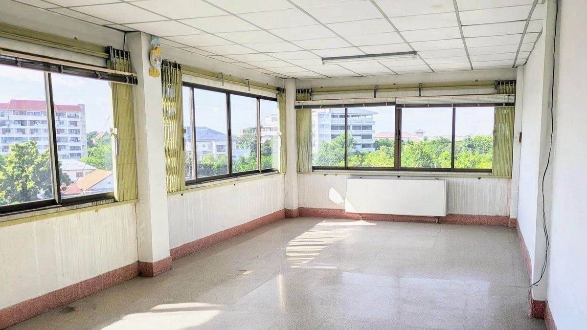 ให้เช่าอาคารพาณิชย์พระราม 2 บางขุนเทียน : ให้เช่าอาคารพาณิชย์ 3คูหา โซนพระราม2 ใกล้ รพ.บางมด เพียง 5 นาที