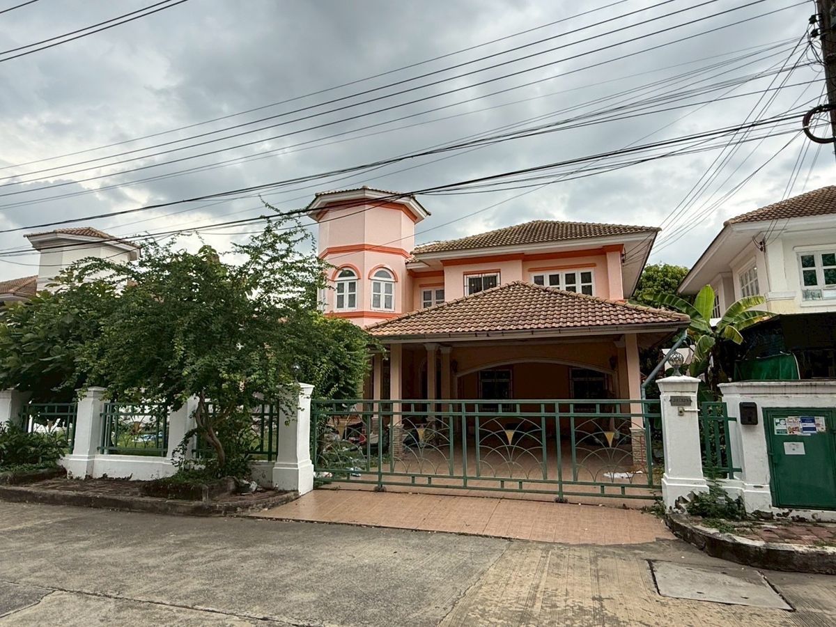 For SaleHousePathum Thani,Rangsit, Thammasat : Urgent sale !! 2 -storey detached house, Passorn 2 along the Khlong Sam