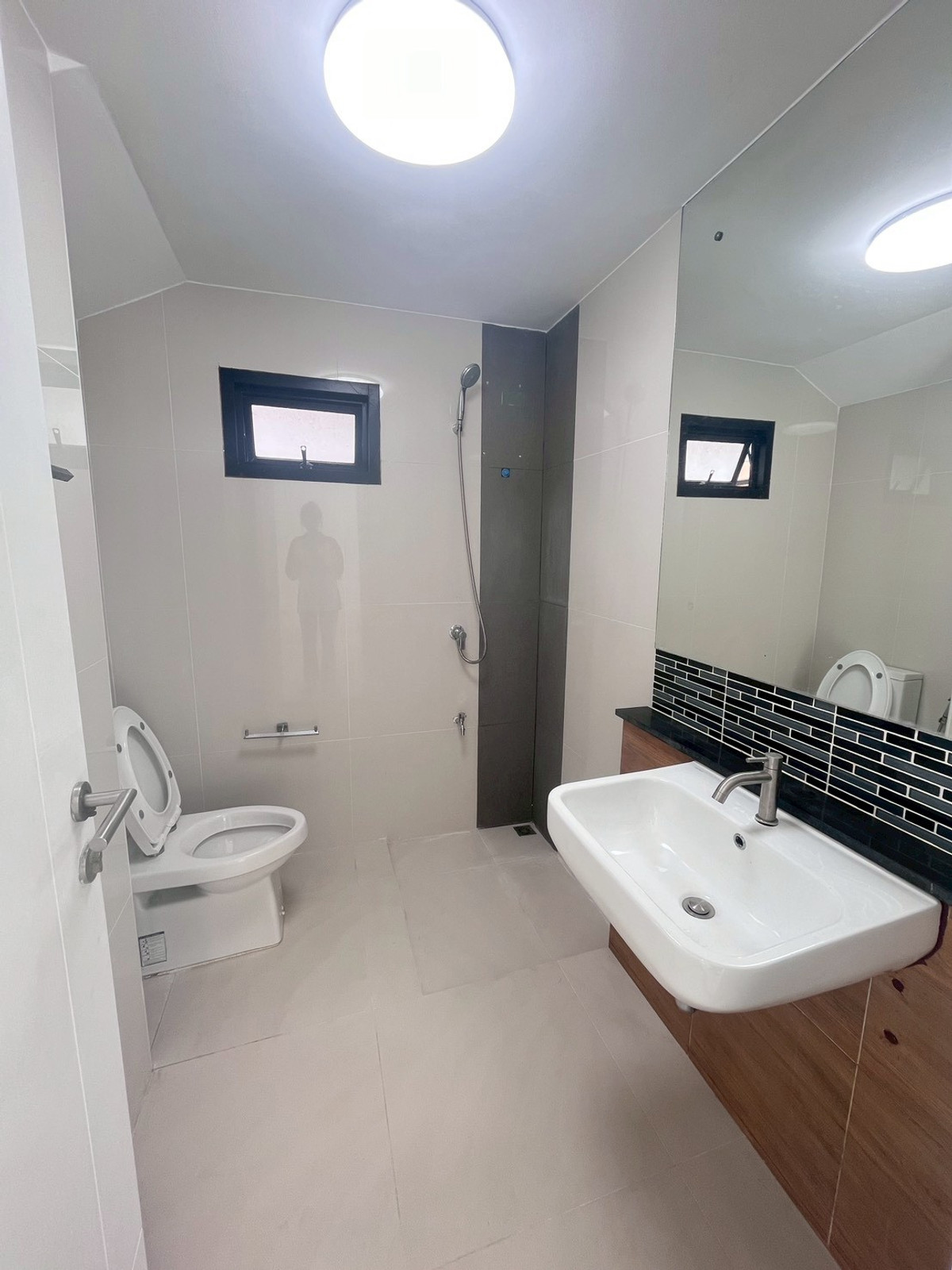 For SaleHouseNakhon Pathom : Twin house for sale in the middle of the village of Pinklao-Sai 5