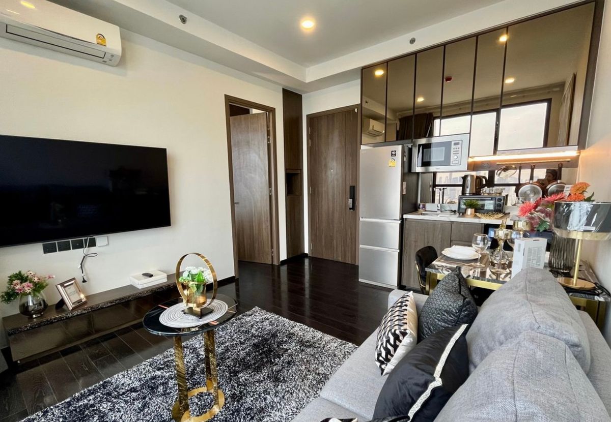 For RentCondoSukhumvit, Asoke, Thonglor : Rent Park Origin, Thonglor, beautiful, good location, ready to be near BTS Thonglor. Interested in Atline.@841QLNR