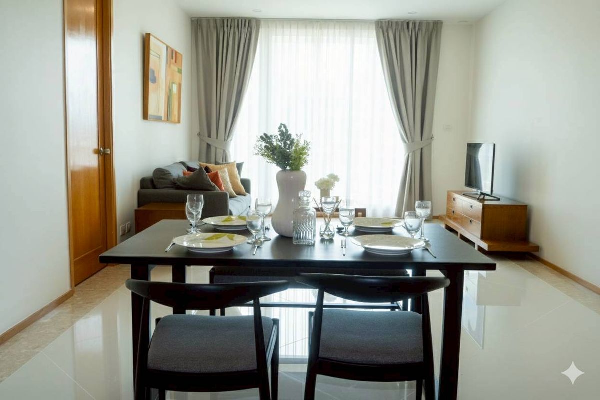 ให้เช่าคอนโดสาทร นราธิวาส : For Rent: The Empire Place Sathorn (99.3 Sq.m) near BTS Chong Nonsi, Sathorn