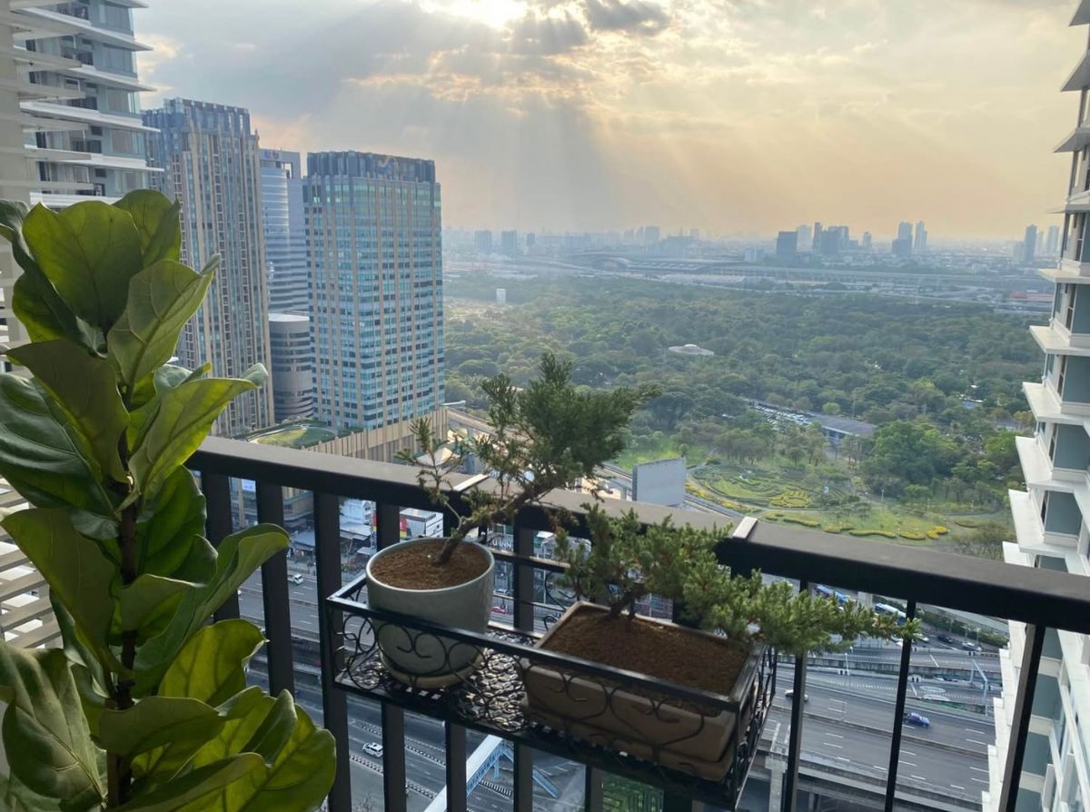 For RentCondoLadprao, Central Ladprao : For rent ✨ The Saint Residences ✨ 2 bedrooms, fully furnished and equipped, near BTS Ha Yaek Lat Phrao