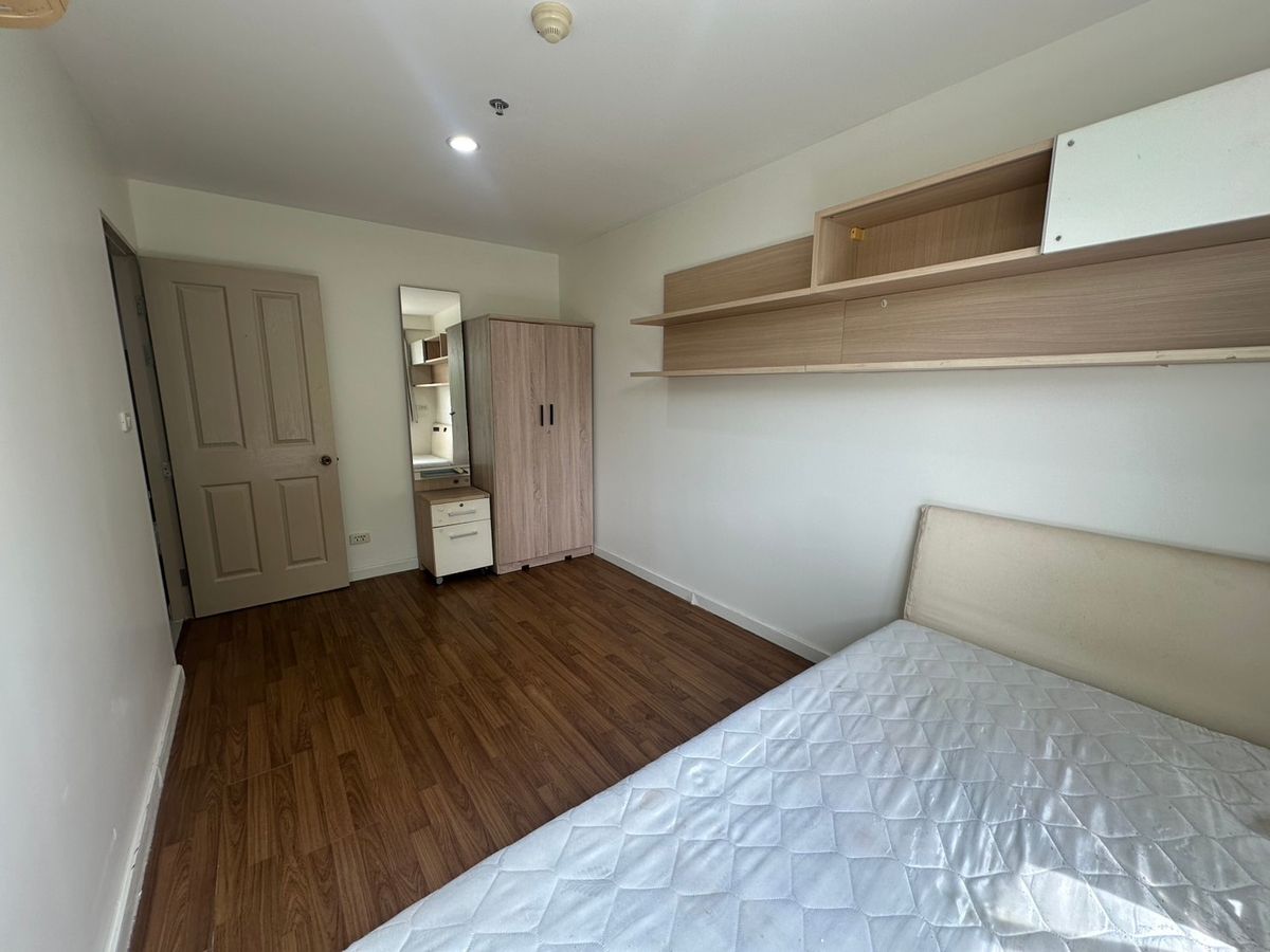 ให้เช่าคอนโดท่าพระ ตลาดพลู วุฒากาศ : รีโนเวททาสีใหม่ ห้องใหญ่ สังคมดี ที่ คอนโด เมโทร พาร์ค สาทร