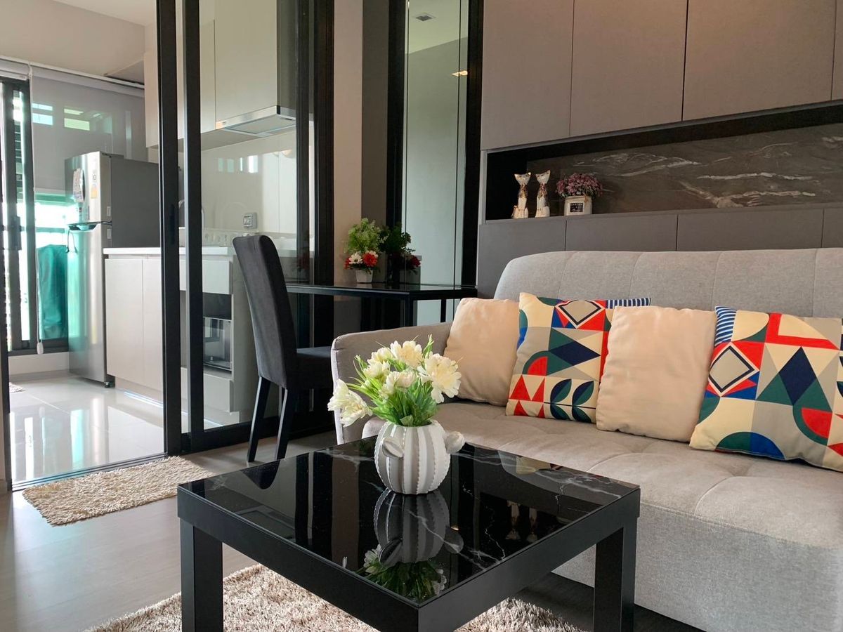 ให้เช่าคอนโดอ่อนนุช อุดมสุข : Condo for rent  Life Sukhumvit 62 Monthly 16,000 thb.