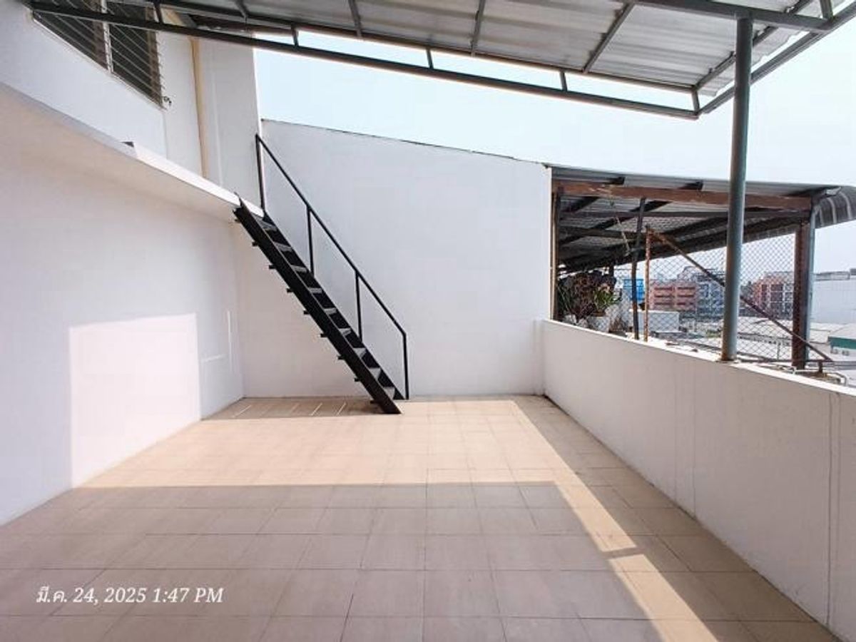 ขายอาคารพาณิชย์แจ้งวัฒนะ เมืองทอง : ด่วนนน‼️ขายอาคารพาณิชย์ดอนเมือง 4 ชั้น 2 คูหา ขนาด 650 Sq.m พิเศษเพียง 25.28 MB ติดต่อ 086-795-9997 จิมมี่