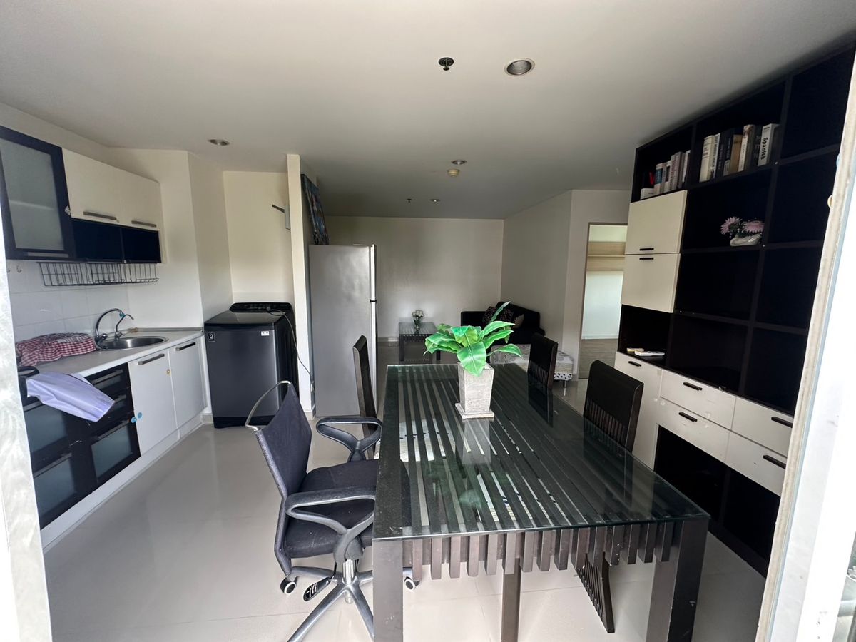 ให้เช่าคอนโดท่าพระ ตลาดพลู วุฒากาศ : รีโนเวททาสีใหม่ ห้องใหญ่ สังคมดี ที่ คอนโด เมโทร พาร์ค สาทร