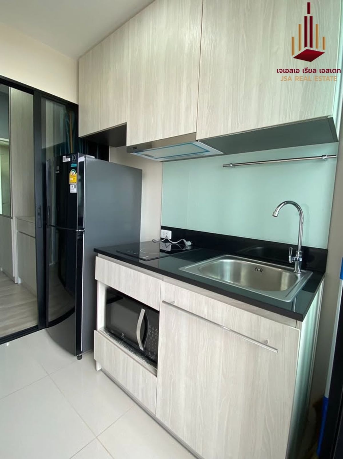 For RentCondoBangna, Bearing, Lasalle : ✨ Niche Mono Mega Space Bangna ✨ Only 12,000 THB/Month 💰