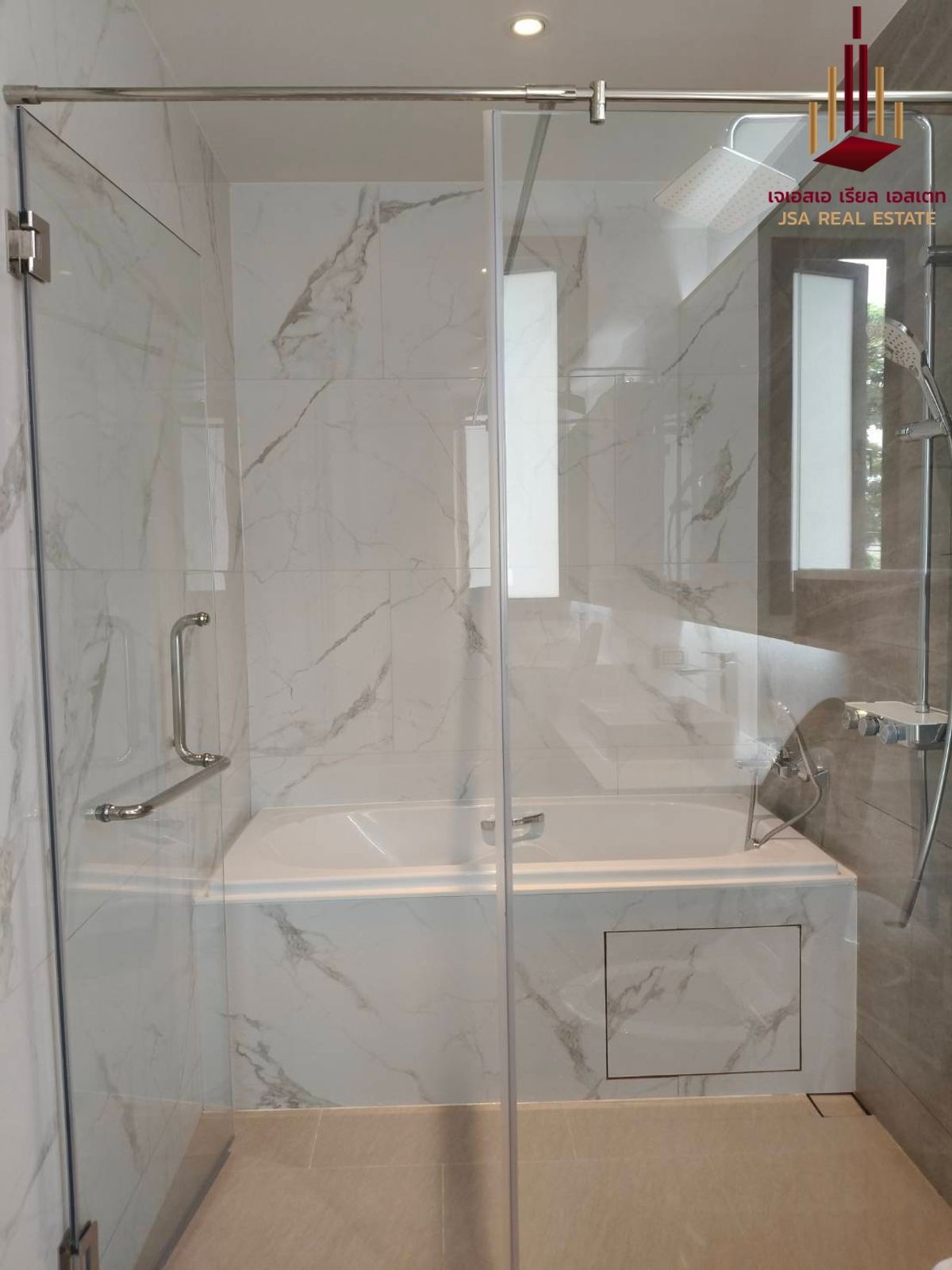 For RentCondoBangna, Bearing, Lasalle : ✨ Rent ✨ Bearing Residence Price 100,000 baht Room 3B/4B