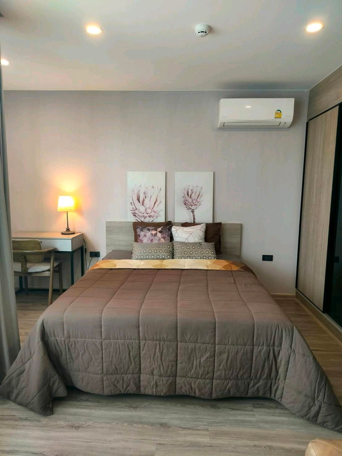 ให้เช่าคอนโดสุขุมวิท อโศก ทองหล่อ : 📣พร้อมอยู่🔥🔥ห้องสวย โทร.📞098-995-6144 ทัก Luckycondo89