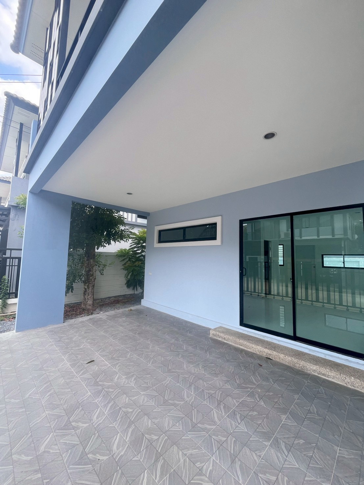 For SaleHouseNakhon Pathom : Twin house for sale in the middle of the village of Pinklao-Sai 5