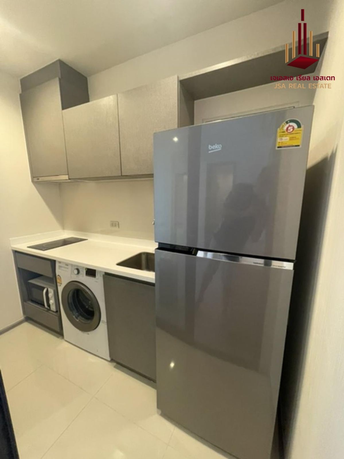 ให้เช่าคอนโดพระราม 9 เพชรบุรีตัดใหม่ RCA : ✨ For  Rent: Life Asoke Hype Rama 9  Condo ✨  💰 Only  42,000 THB/month