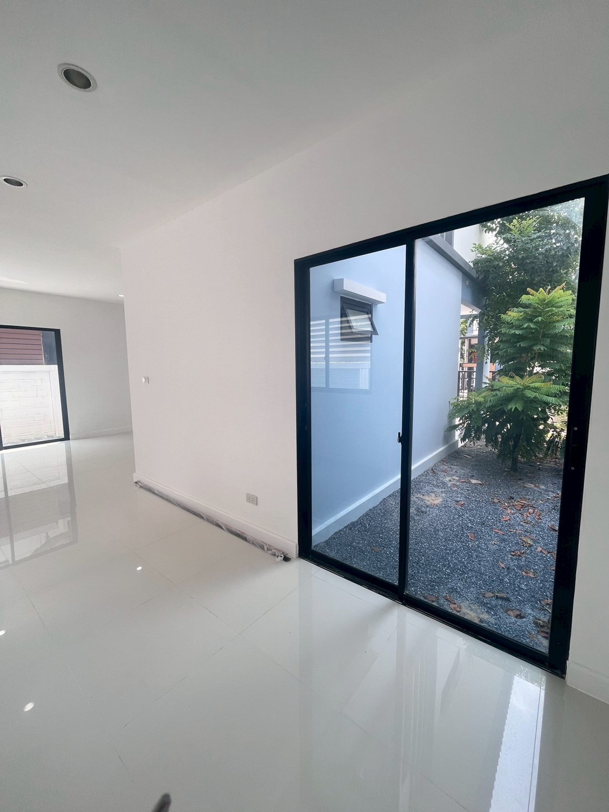 For SaleHouseNakhon Pathom : Twin house for sale in the middle of the village of Pinklao-Sai 5