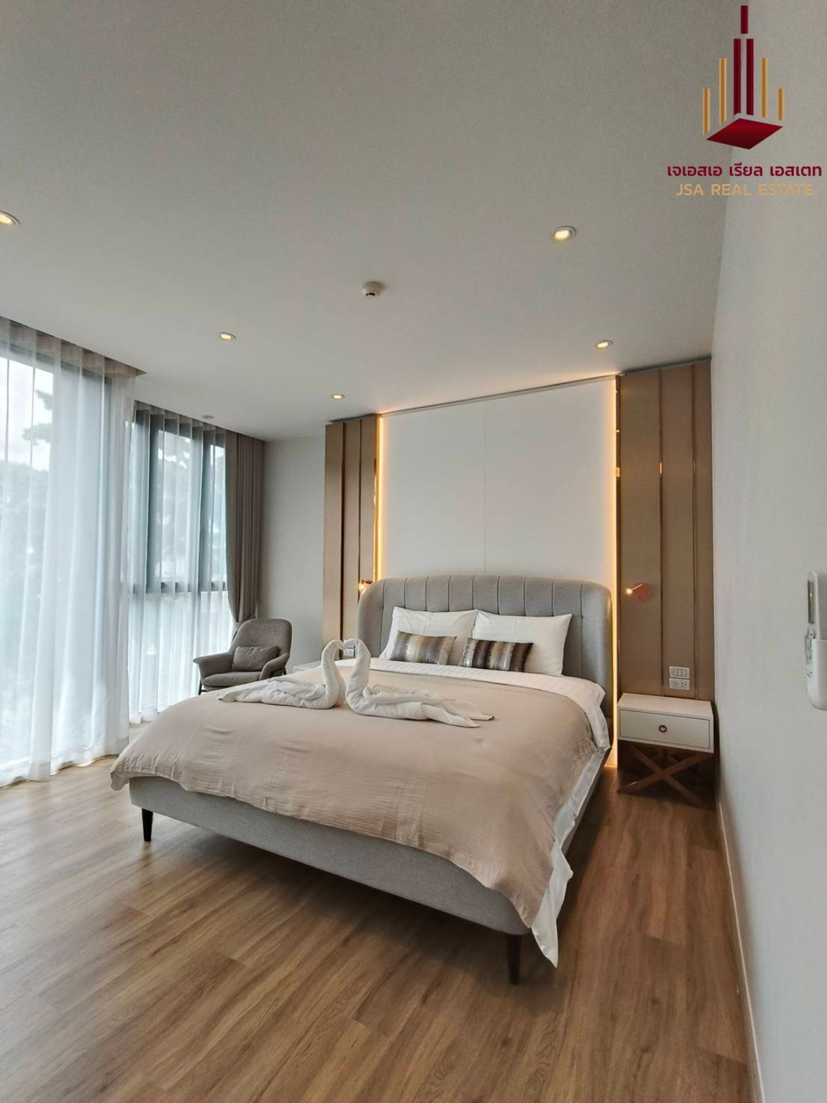 For RentCondoBangna, Bearing, Lasalle : ✨ Rent ✨ Bearing Residence Price 100,000 baht Room 3B/4B