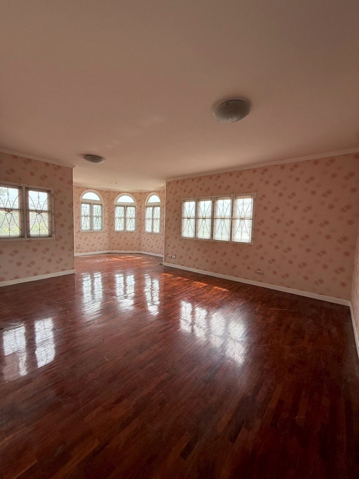 For SaleHousePathum Thani,Rangsit, Thammasat : Urgent sale !! 2 -storey detached house, Passorn 2 along the Khlong Sam