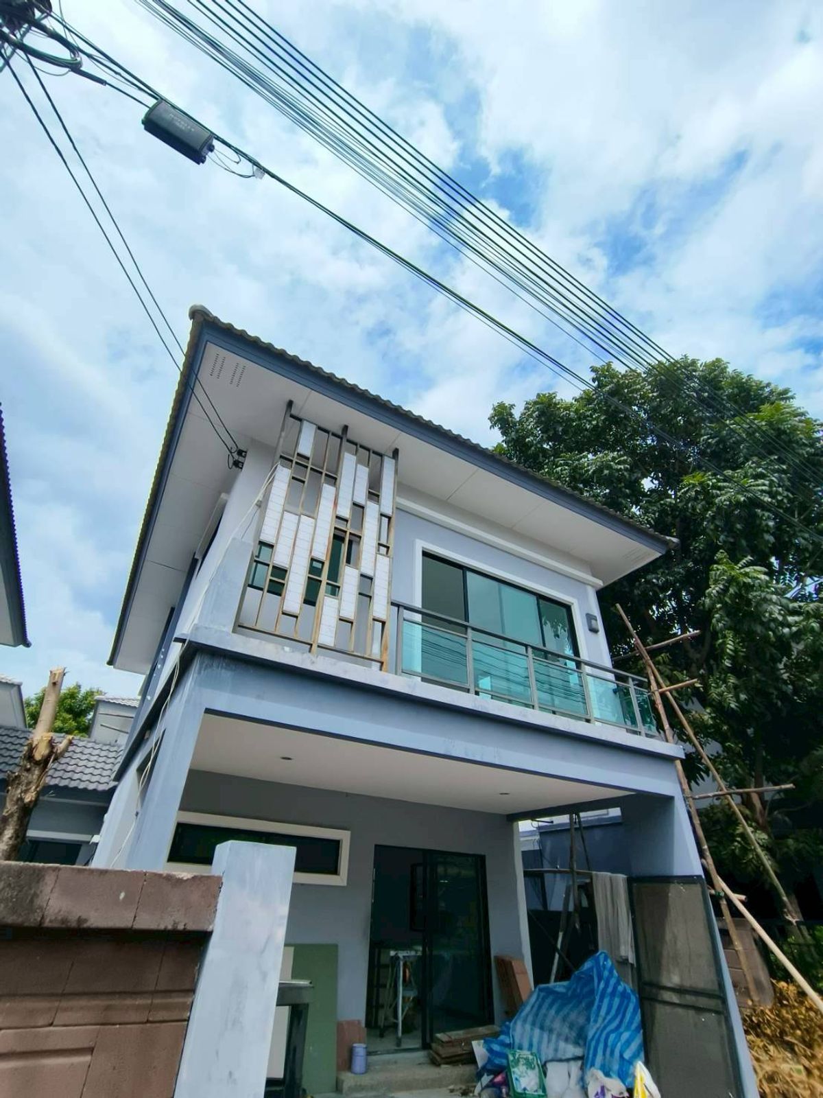 ขายนครปฐม : ขายบ้านแฝดหลังกลาง หมู่บ้าน The Plant ปิ่นเกล้า-สาย 5