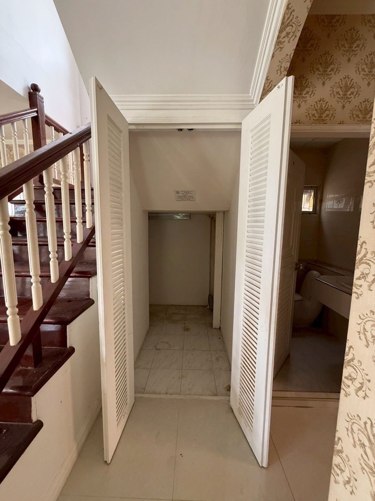 For SaleHousePathum Thani,Rangsit, Thammasat : Urgent sale !! 2 -storey detached house, Passorn 2 along the Khlong Sam