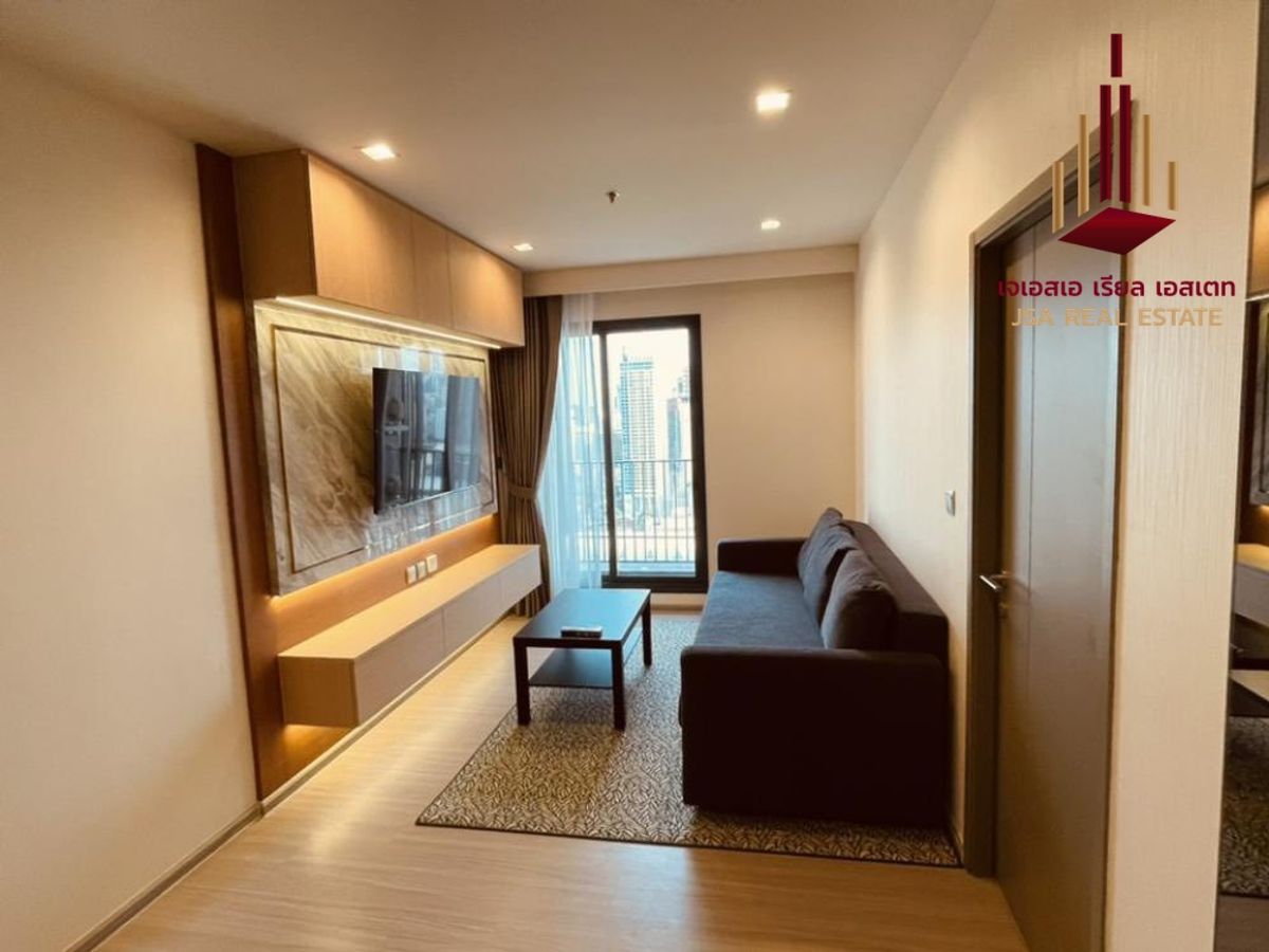 For RentCondoRama9, Petchburi, RCA : ✨ For Rent: Life Asoke Hype Rama 9 Condo ✨ 💰 ONLY 42,000 THB/Month