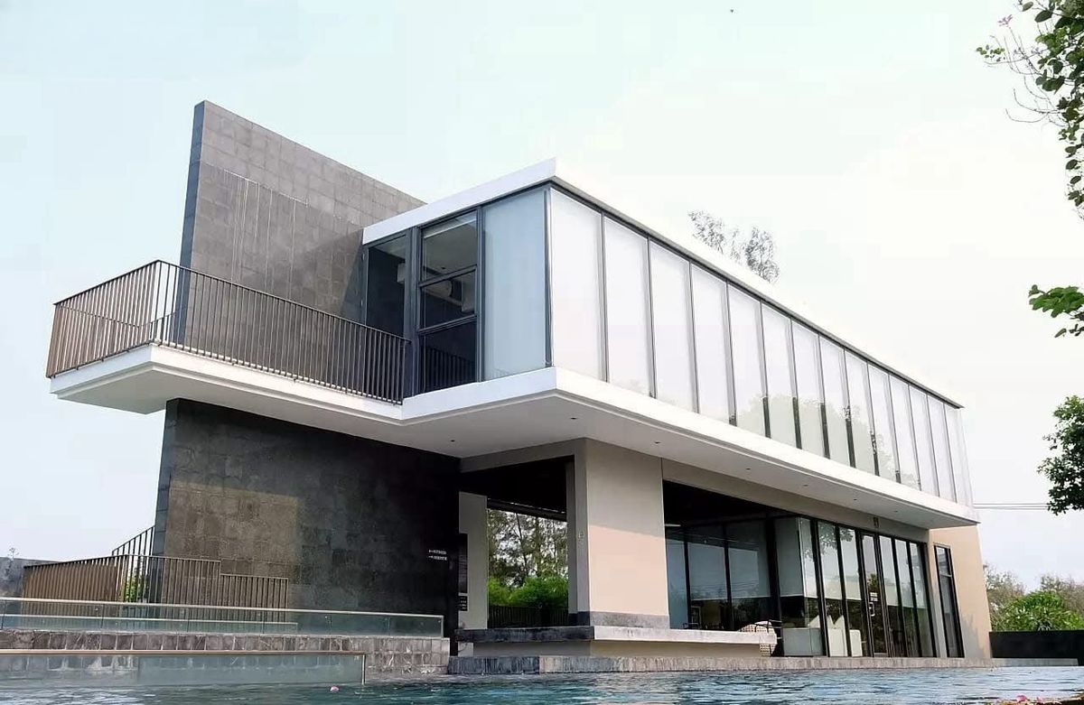 ให้เช่าบ้านลาดกระบัง สุวรรณภูมิ : AQ ARBOR SUANLUANG RAMA 9 - PATTANAKARN สวนหลวง ร.9-พัฒนาการ 3-story model house