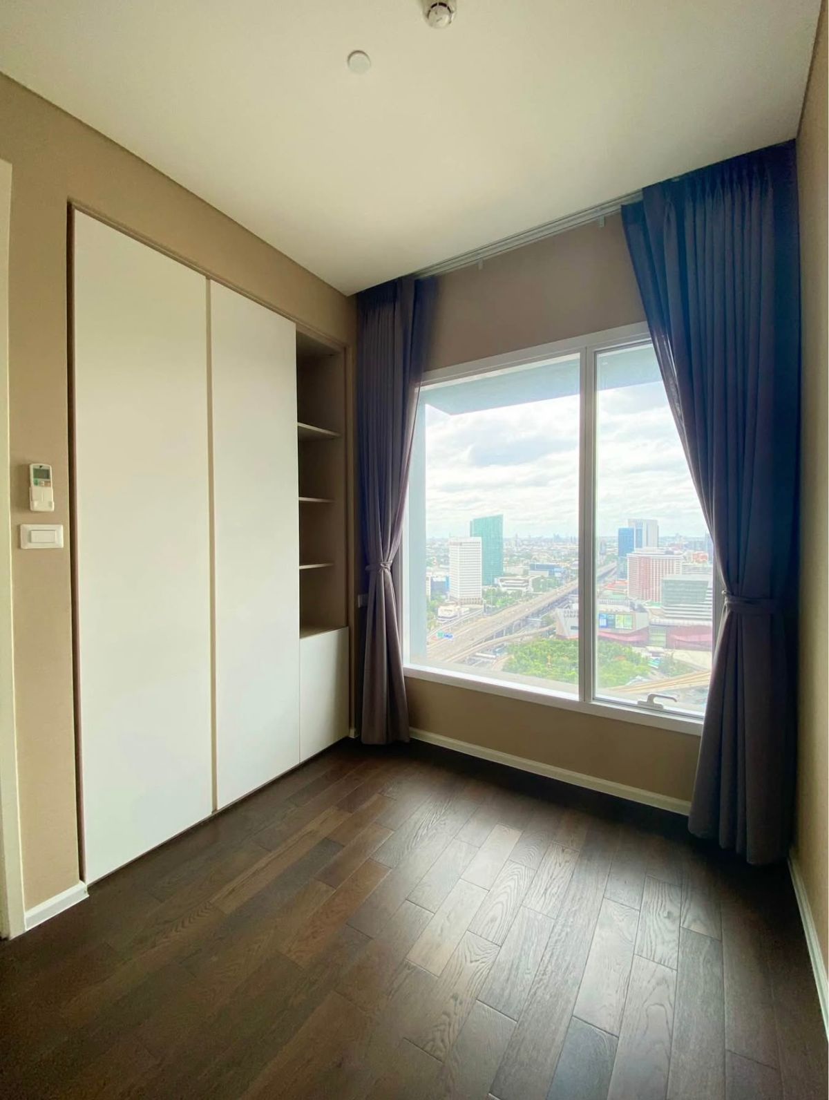 For RentCondoLadprao, Central Ladprao : For rent ✨ The Saint Residences ✨ 2 bedrooms, fully furnished and equipped, near BTS Ha Yaek Lat Phrao