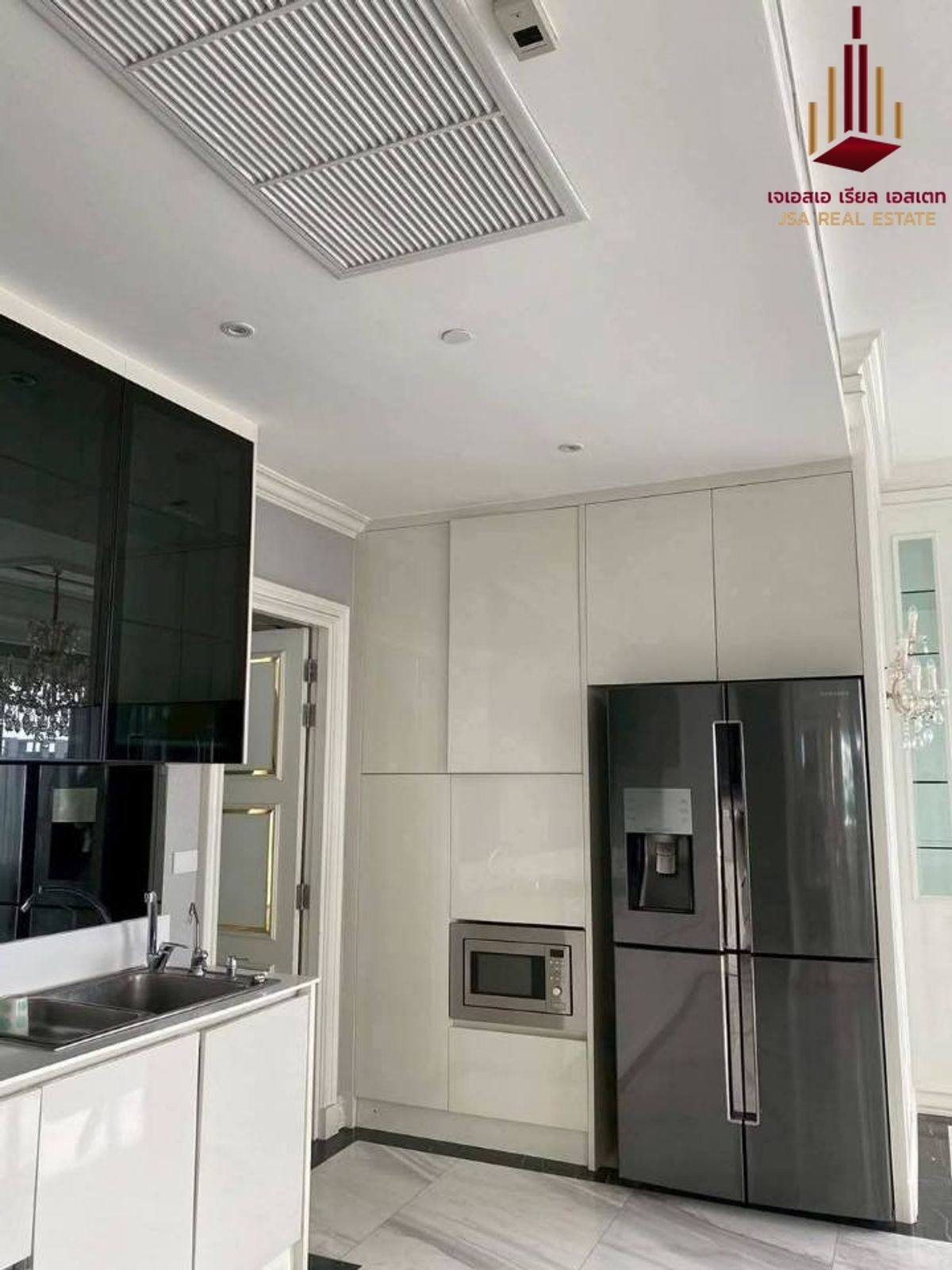 For SaleCondoRama9, Petchburi, RCA : ✨ For RENT: Q Asoke Condo ✨ 💰 ONLY 230,000 THB/Month