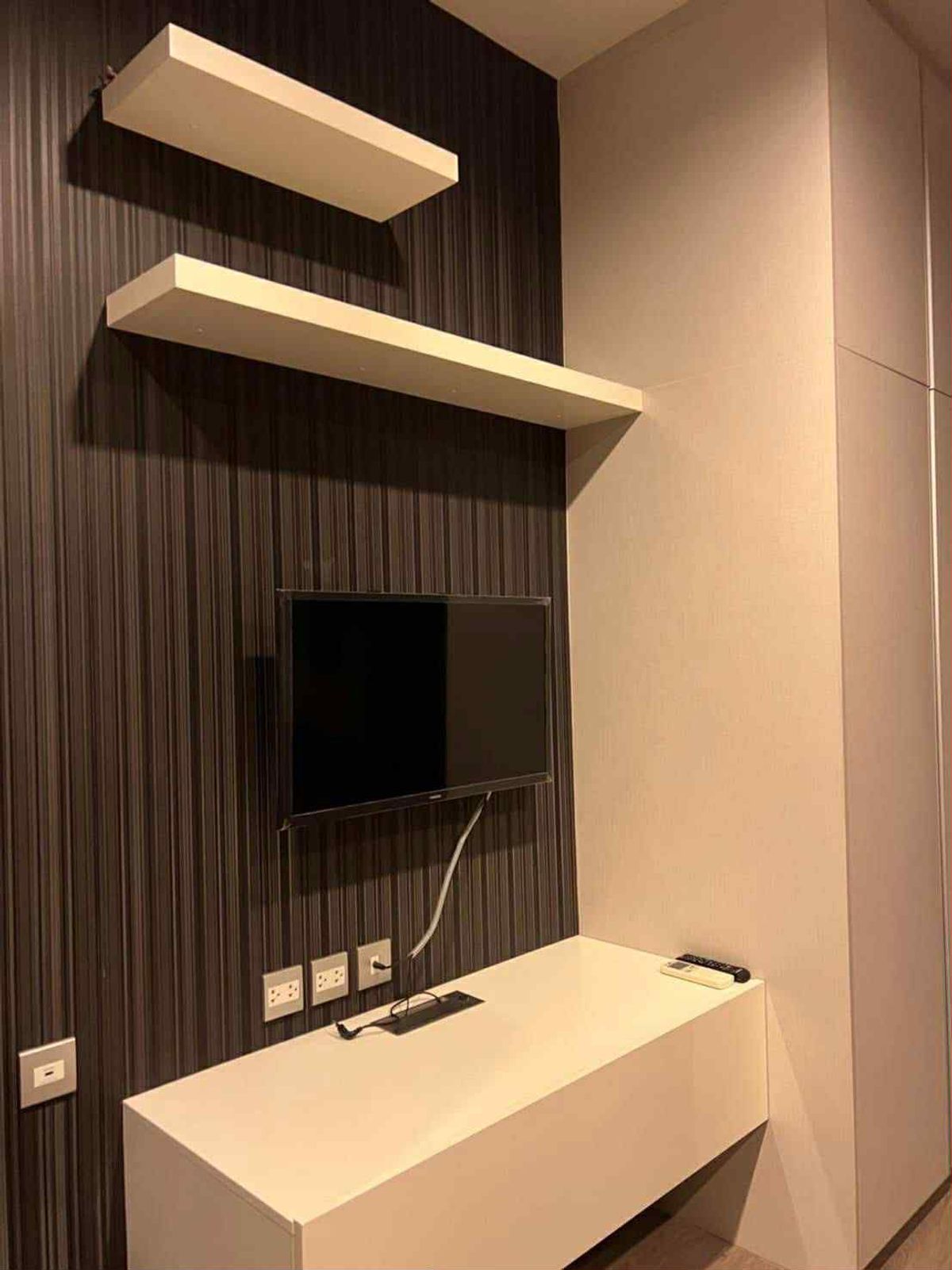 For SaleCondoLadprao, Central Ladprao : WHIZDOM Avenue Ratchada - Ladprao / 1 Bedroom (Sale with Tenant), Wisz Dom Avenue, Ratchada - Lat Phrao / 1 Bedroom (Sale with Tenant) ML055