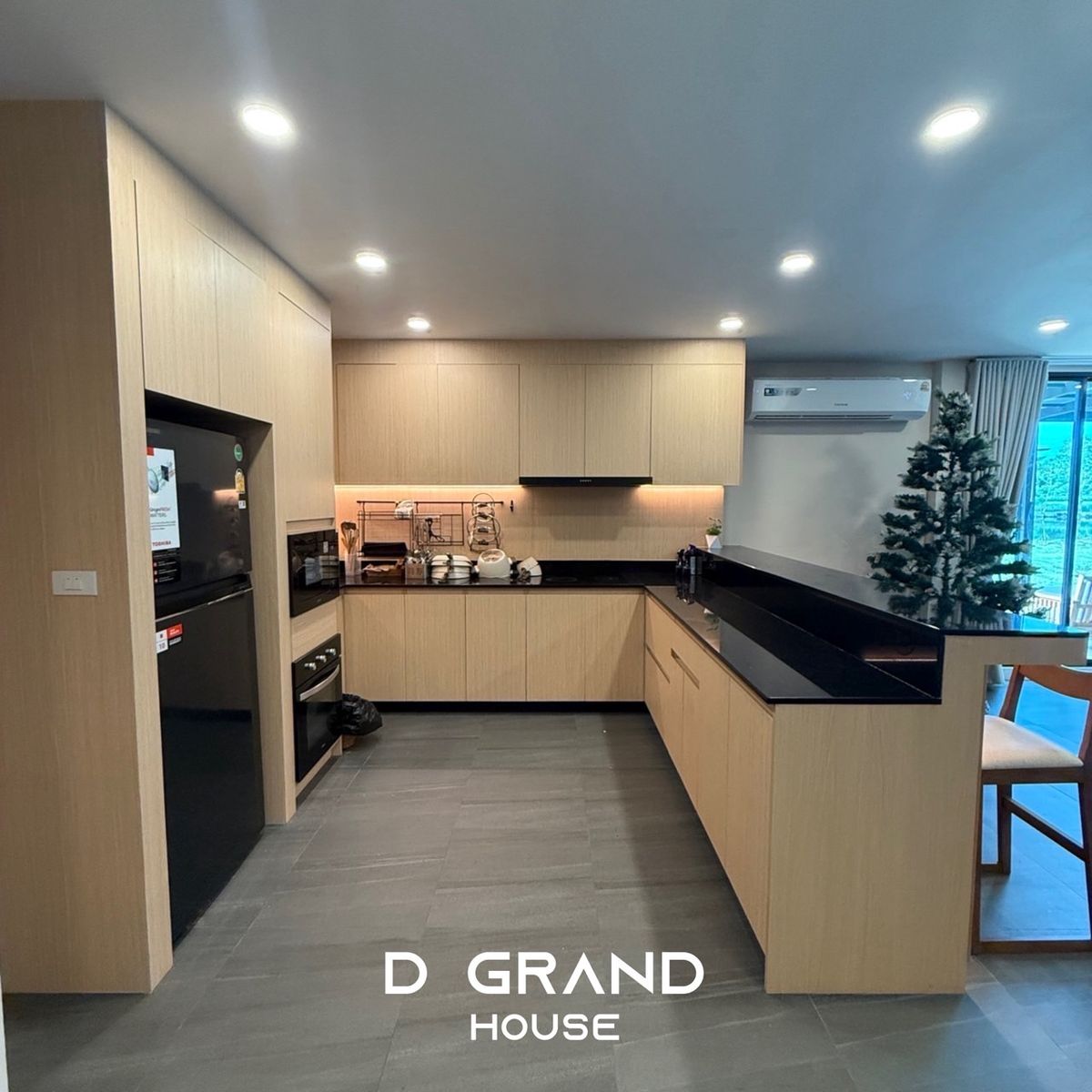 ขายบ้านปากช่อง เขาใหญ่ : Pool villa หรู  Rare Item ใกล้ Dusit D2  บนที่ดินกว่า 378.9 ตร.วา และพื้นที่ใช้สอยกว่า 1,106 ตร.ม.