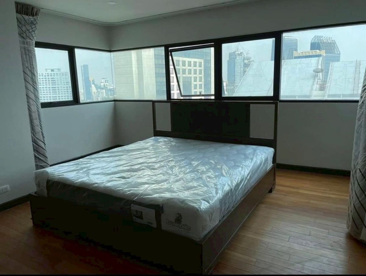 ให้เช่าคอนโดสาทร นราธิวาส : ST257 ให้เช่า Sathorn Garden Condominium – ห้องใหญ่ แต่งใหม่ พร้อมอยู่