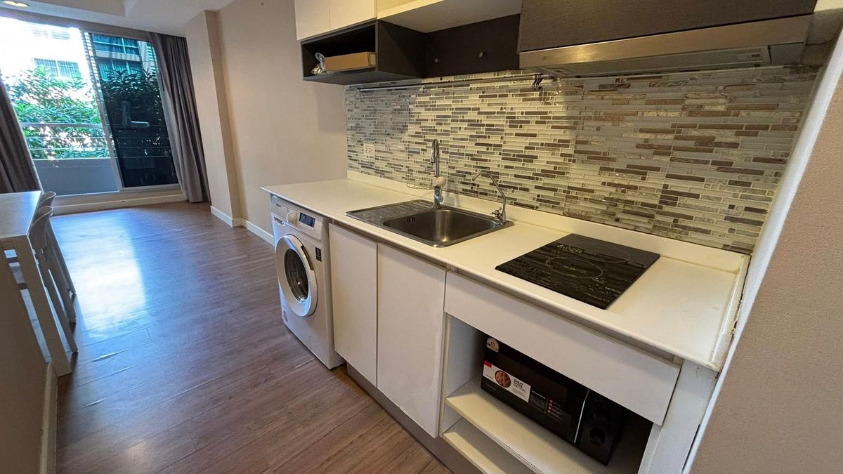 ขายคอนโดรัชดา ห้วยขวาง : The Kris 6 (Ratchada 17) / 2 Bedrooms (FOR SALE), เดอะ คริส 6 (รัชดา 17) / 2 ห้องนอน (ขาย) CHER010