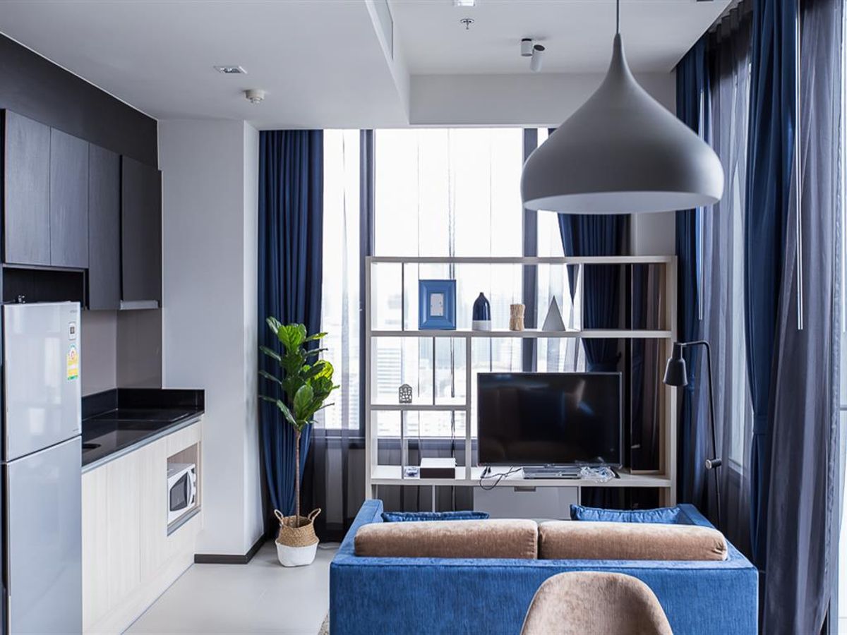 ขายคอนโดสุขุมวิท อโศก ทองหล่อ : Edge Sukhumvit 23 : 2 ห้องนอน ใจกลางสุขุมวิท เชื่อมต่อทุกคมนาคมและไลฟ์สไตล์