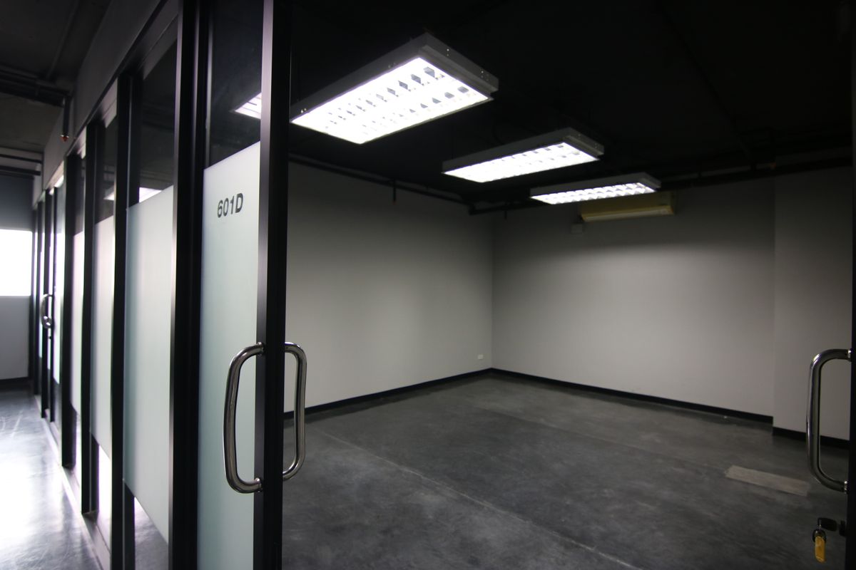 ให้เช่าสำนักงานสุขุมวิท อโศก ทองหล่อ : (TD-601D) The Trendy Office ให้เช่าออฟฟิศ สำนักงาน ขนาด 24 ตร.ม. สุขุมวิท 13 ใกล้ BTS นานา