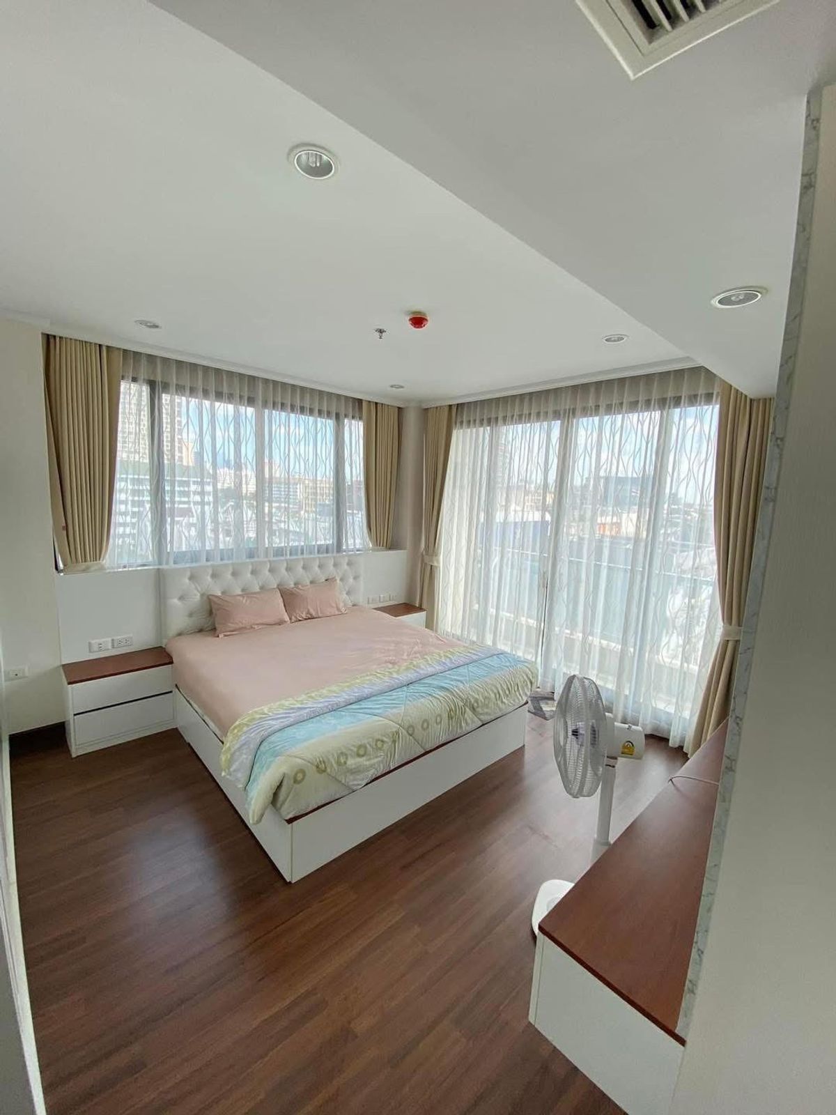 ขายคอนโดสาทร นราธิวาส : ST259 ขายคอนโดหรู Supalai Elite สาทร - สวนพลู สัมผัสชีวิตในเมืองอย่างเหนือระดับ กับคอนโดใจกลางสาทร ออกแบบพิเศษเพื่อการใช้ชีวิตที่ผ่อนคลายและมีสไตล์