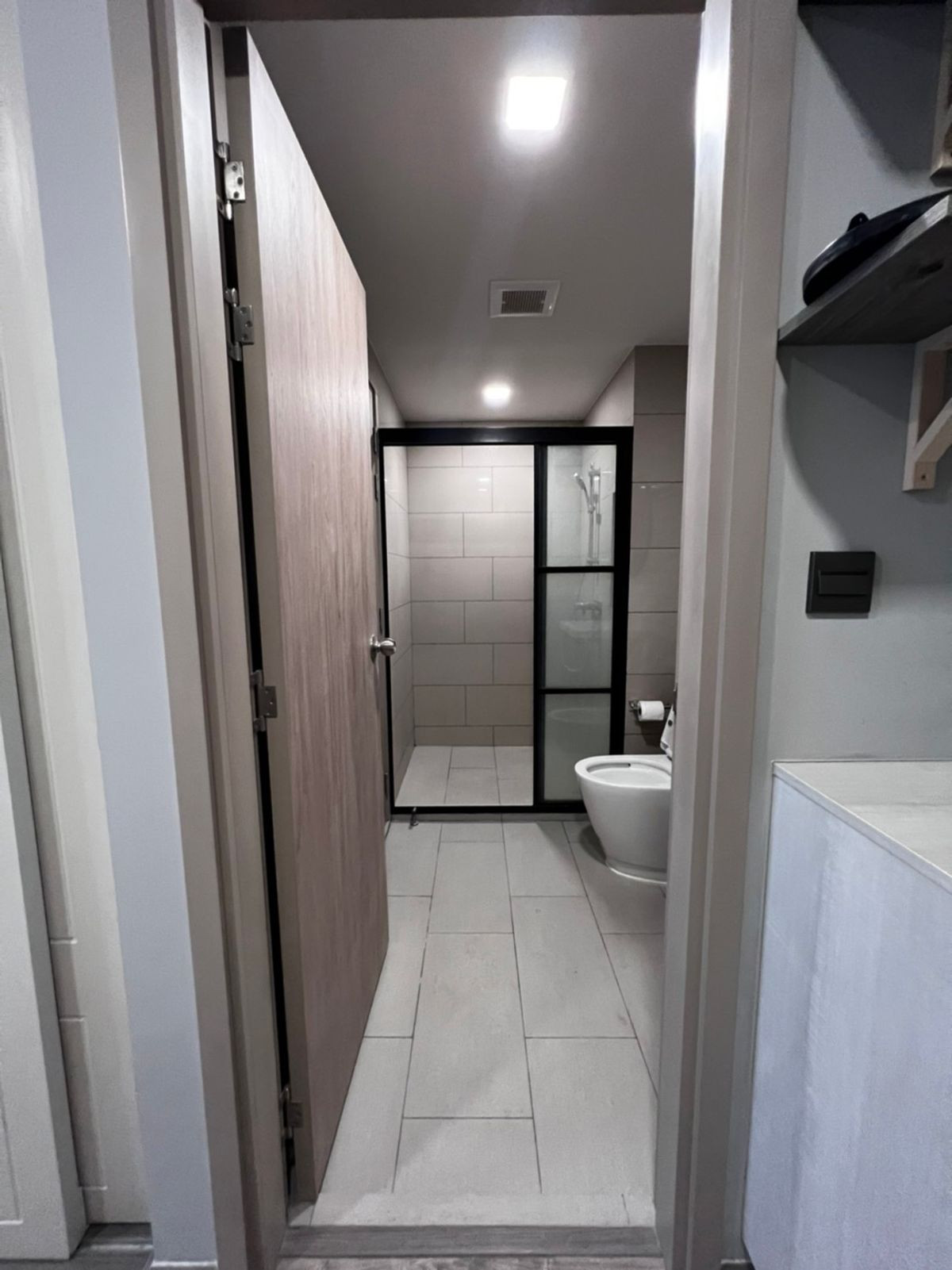 ขายคอนโดรัชดา ห้วยขวาง : HOT DEAL! คอนโดเลี้ยงสัตว์ได้ ✨ MAESTRO 19 Ratchada 19 - Vipha / 1 Bedroom (SALE WITH TENANT), มาเอสโตร 19 รัชดา 19 - วิภา / 1 ห้องนอน (ขายพร้อมผู้เช่า) TARN077