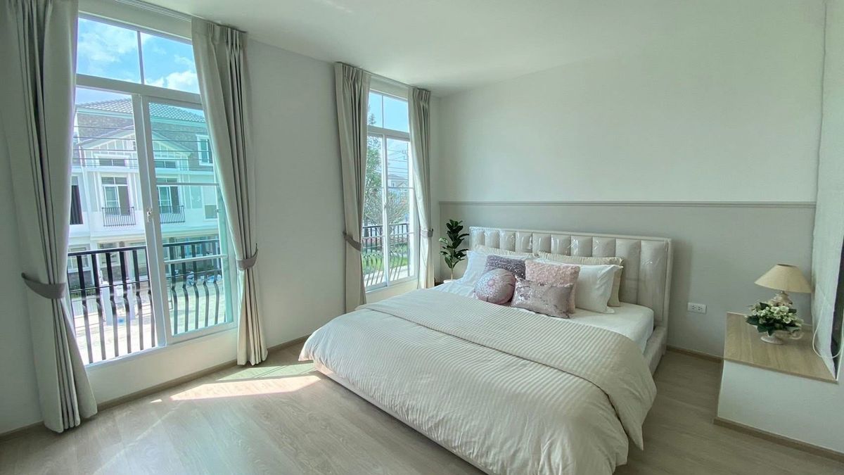 For RentTownhomeBangna, Bearing, Lasalle : Townhouse for rent 📍 Indy 2 Bangna-Ramkhamhaeng 2 📍 3 bedrooms, 3 bathrooms, fully furnished and equipped with appliances