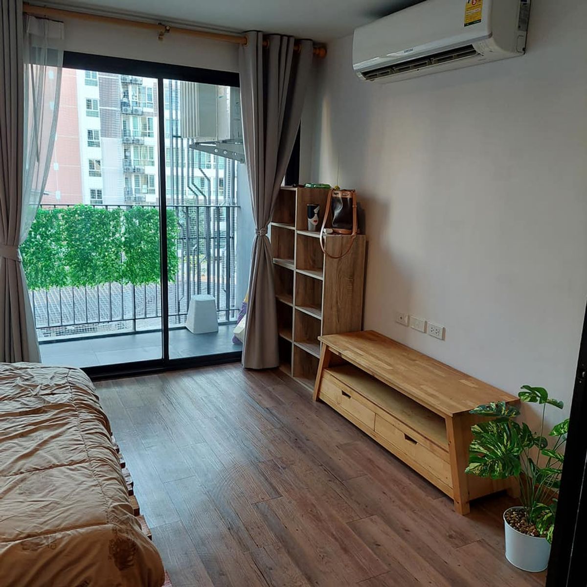 For SaleCondoRatchadapisek, Huaikwang, Suttisan : Wire Ratchada 19 /1 Bedroom (For Sale), Wire Ratchada 19 /1 Bedroom (Sale) ML123