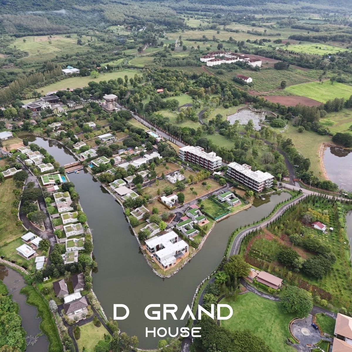 ขายบ้านปากช่อง เขาใหญ่ : Pool villa หรู  Rare Item ใกล้ Dusit D2  บนที่ดินกว่า 378.9 ตร.วา และพื้นที่ใช้สอยกว่า 1,106 ตร.ม.