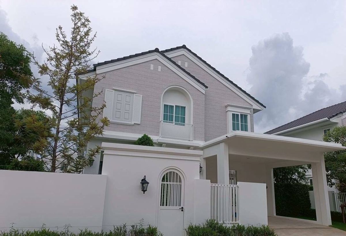 ให้เช่าบ้านบางนา แบริ่ง ลาซาล : ❤️🏡ให้เช่าค่าเช่า 90,000 บาท/เดือน บ้านเดี่ยวหมู่บ้านชัยพฤกษ์ บางนา กม.15 🏡❤️

❤️ สนใจติดต่อ : คุณ เปมิกา (น้ำ)
❤️ T.0989745542
❤️ID Pamika339 

📌รายละเอียดทรัพย์📌

◾พื้นที่ดิน 65.20 ตร.ว. พื้นที่ใช้สอย 184 ตร.ม