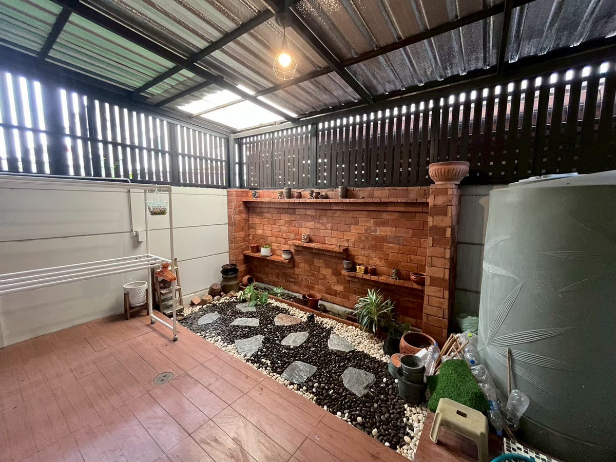 For SaleTownhomeRama 2, Bang Khun Thian : Corner house near Central Rama 2 🛍️ Town Avenue Cocos Rama 2 Soi 50 / 3 bedrooms (for sale), Town Avenue Cocos Rama 2 Soi 50 / 3 Bedrooms (FOR SALE) BALL297