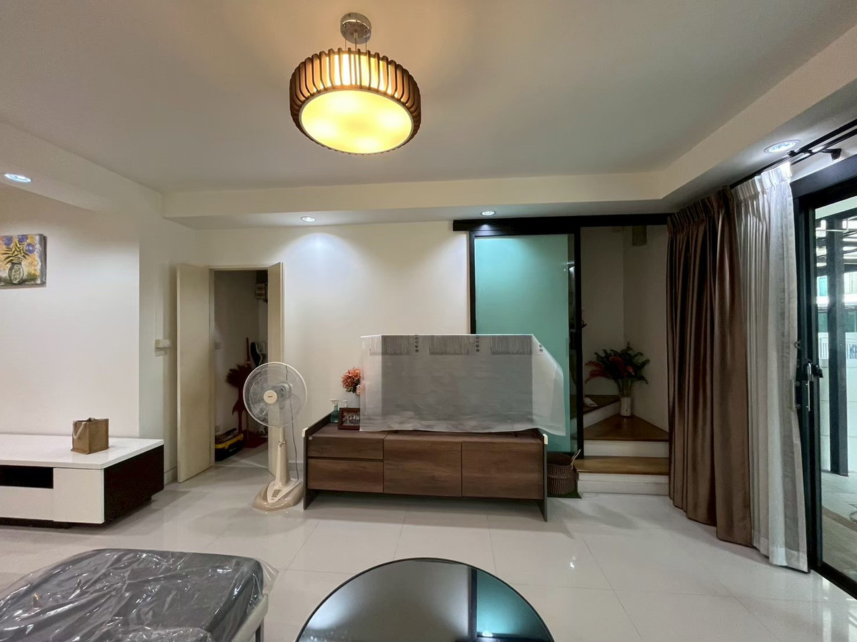 For SaleTownhomeRama 2, Bang Khun Thian : Corner house near Central Rama 2 🛍️ Town Avenue Cocos Rama 2 Soi 50 / 3 bedrooms (for sale), Town Avenue Cocos Rama 2 Soi 50 / 3 Bedrooms (FOR SALE) BALL297