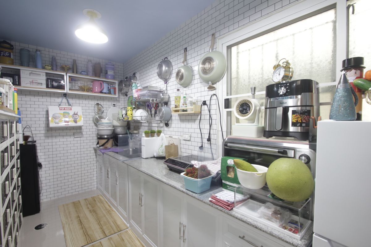 For SaleHouseLadkrabang, Suwannaphum Airport : House for sale in Kazaul Sukhumvit 103 Chalermprakiet Ror. 9 Soi 22 Big house, decorated with additions Outstanding location after the corner opposite the garden The first page of the project 71.7 Wah is convenient to travel near the mall.