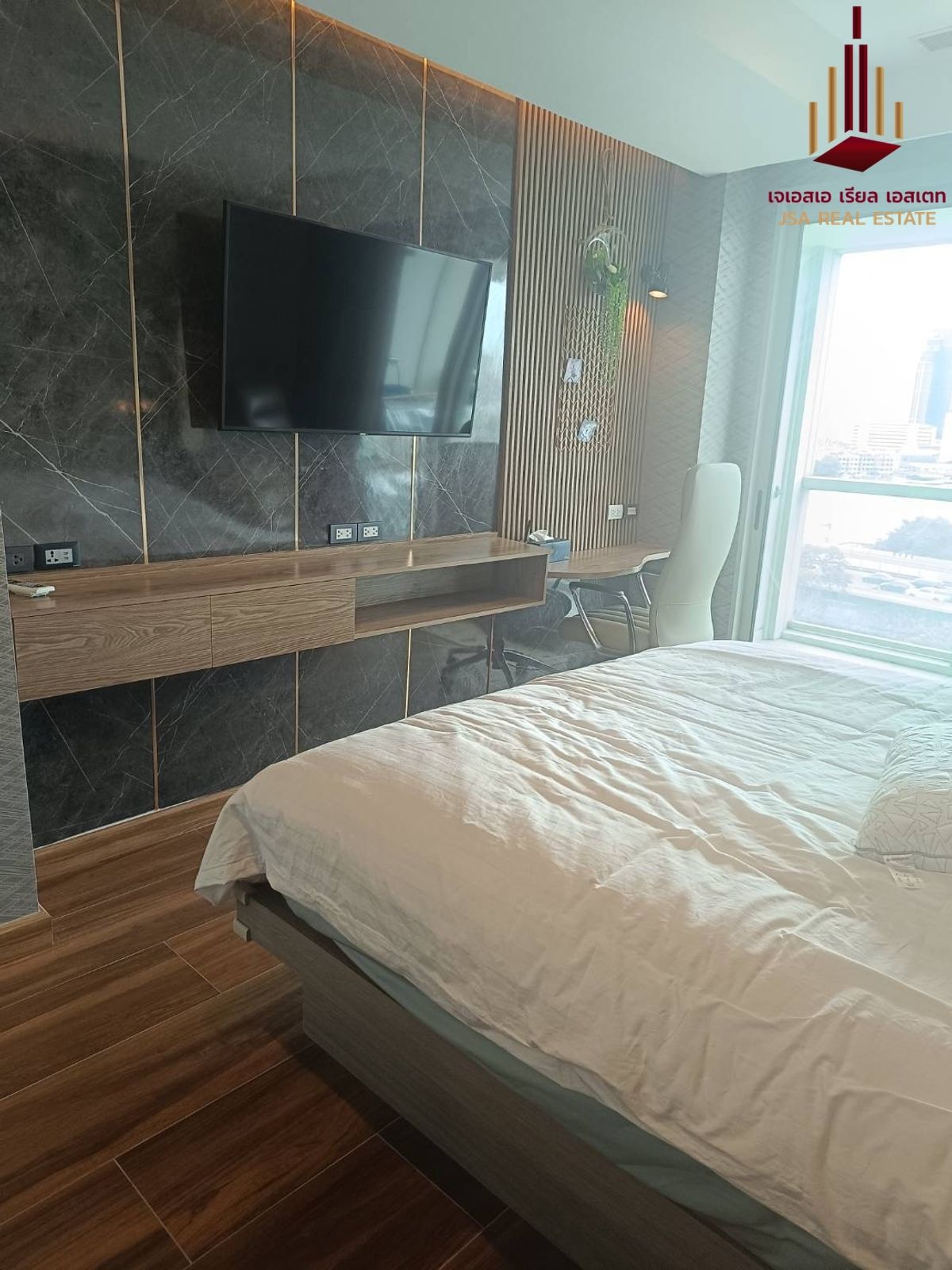 For SaleCondoWongwianyai, Charoennakor : ✨ For Sale: The River Condo ✨ 💰 ONLY 9,800,000 THB