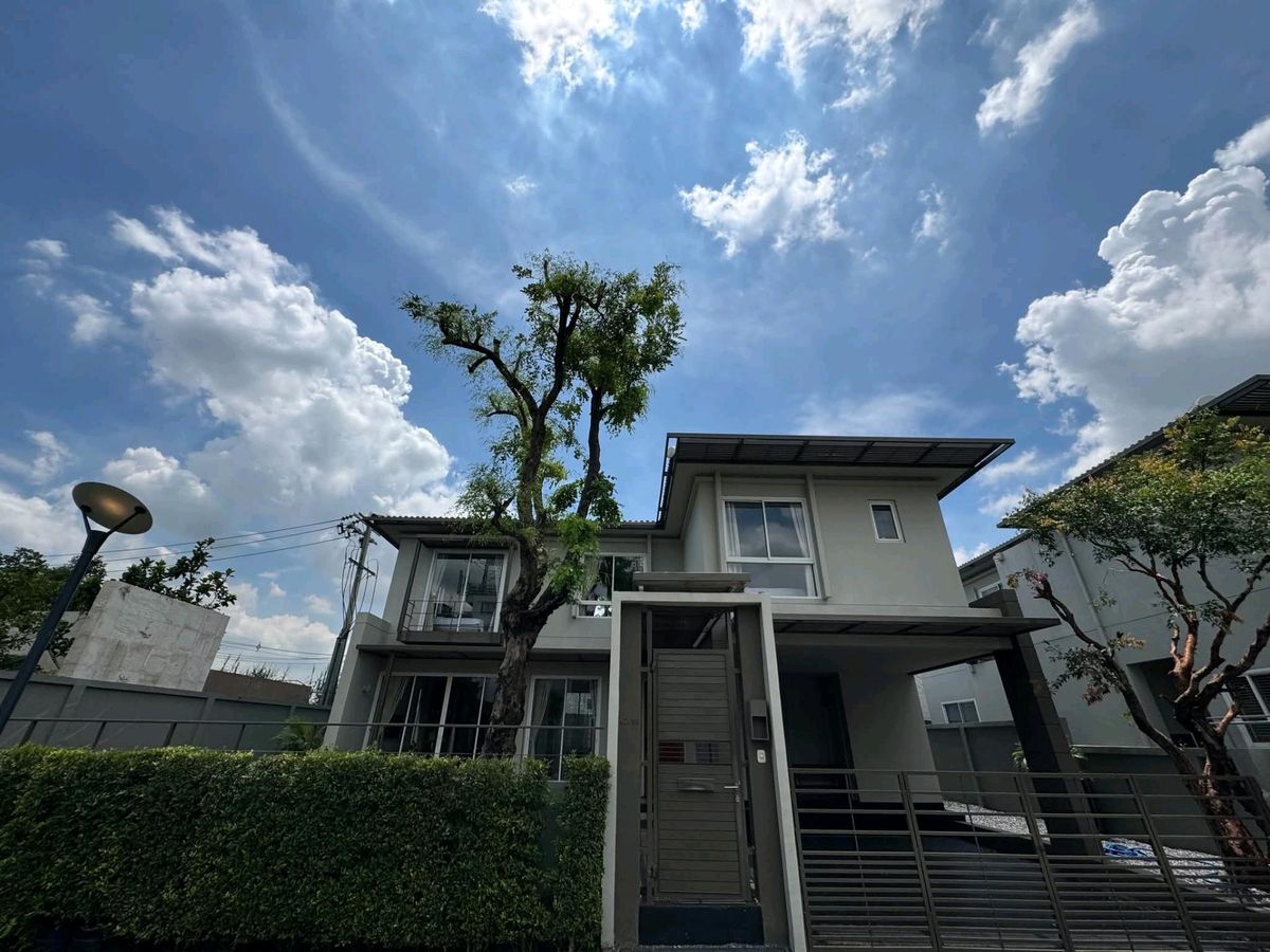 ให้เช่าบ้านลาดกระบัง สุวรรณภูมิ : 📍 ทำเลดี เดินทางสะดวก บ้านหลังใหญ่ พื้นที่กว้าง พร้อมเข้าอยู่ได้ทันที!!