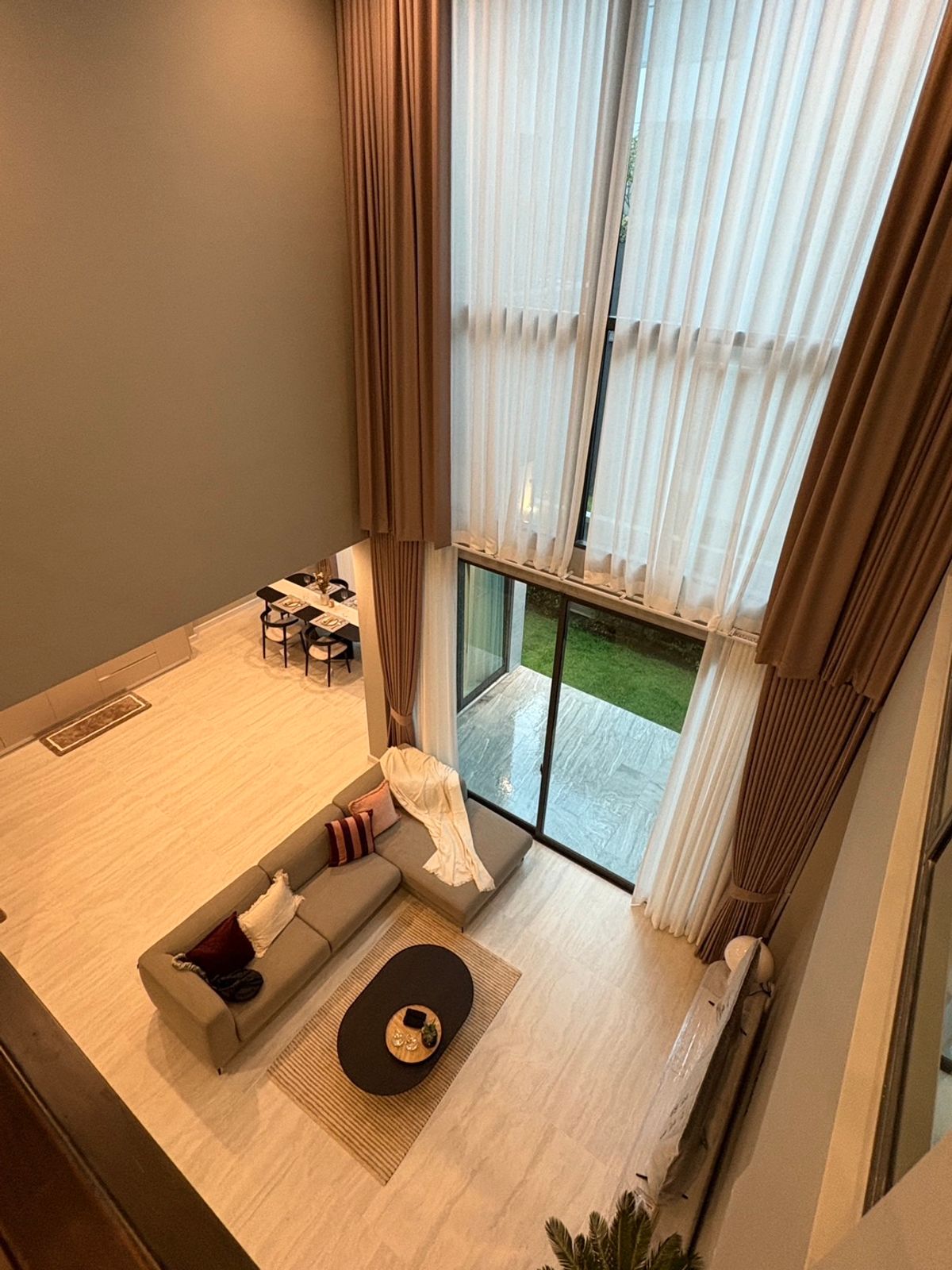 For RentHousePattanakan, Srinakarin : The Gentry phatthanakan 2 for rent 